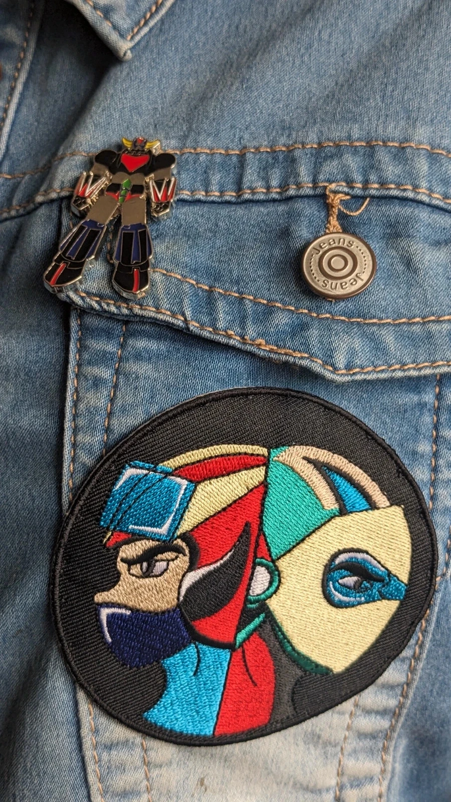 Chaqueta de mezclilla bordada "Goldorak ¡Vamos!" – photo 6